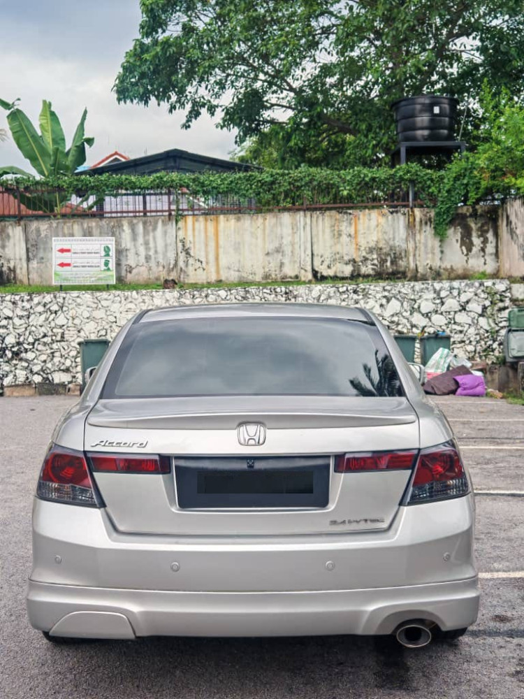 honda-accord-24-vtec-auto-2008-big-2